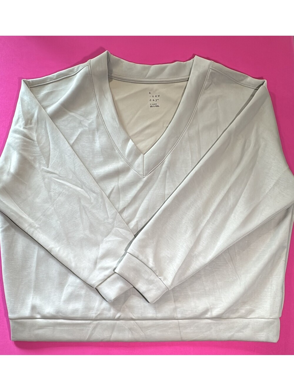 A New Day Light Green V‑Neck Pullover Size XL – Recycled Polyester Classic Top